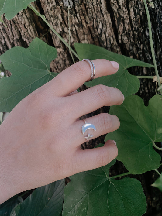 Anillo luna-estrella